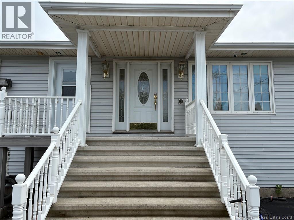 214 1e Street Property Photo 2