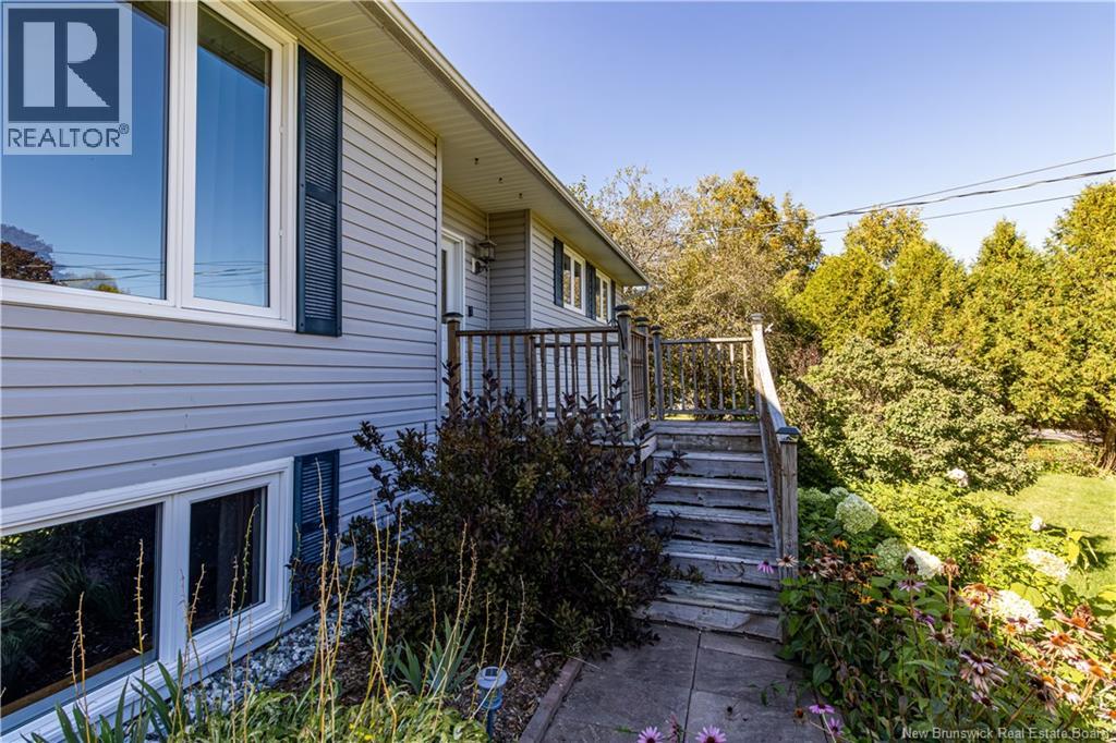 49 Yeomans Road Property Photo 3