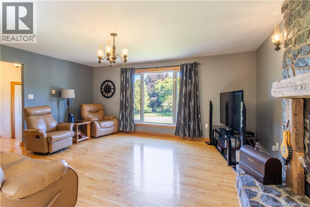 49 Yeomans Road Property Photo 13
