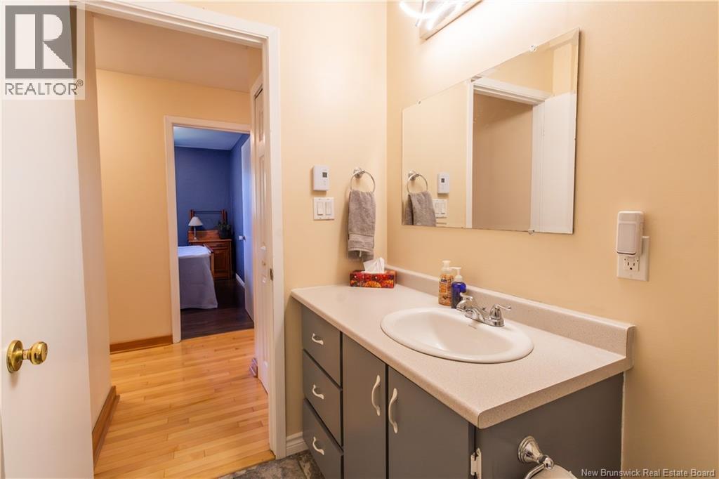 49 Yeomans Road Property Photo 16
