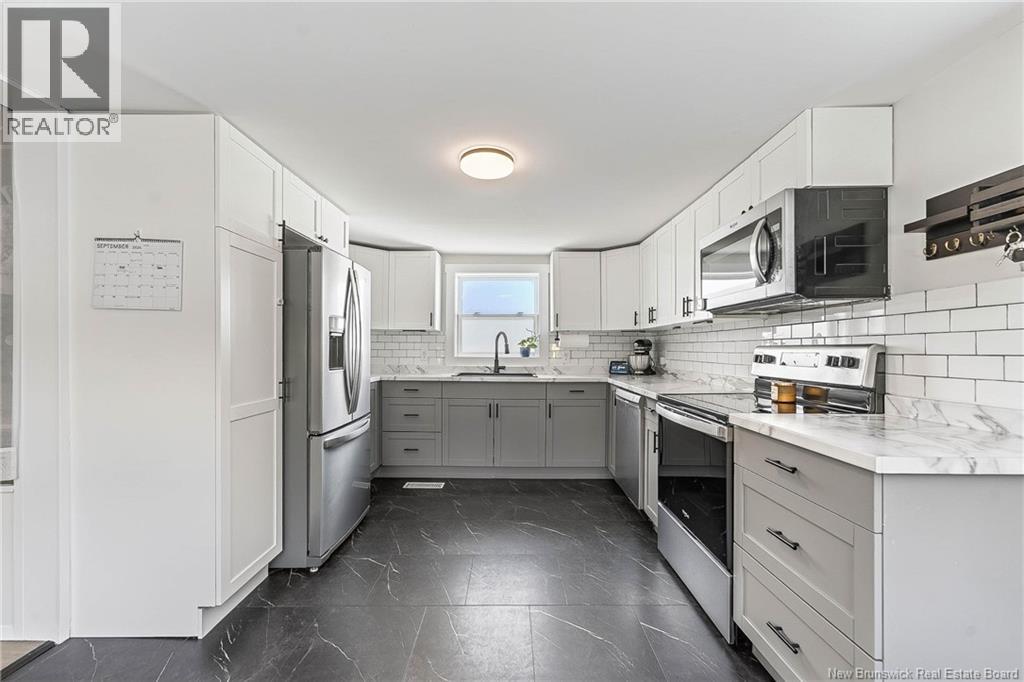 6 Armstrong Street Property Photo 7
