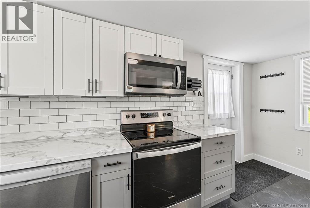 6 Armstrong Street Property Photo 10