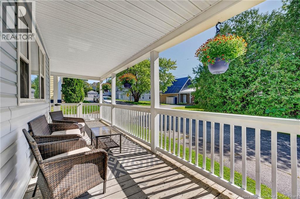 6 Armstrong Street Property Photo 24