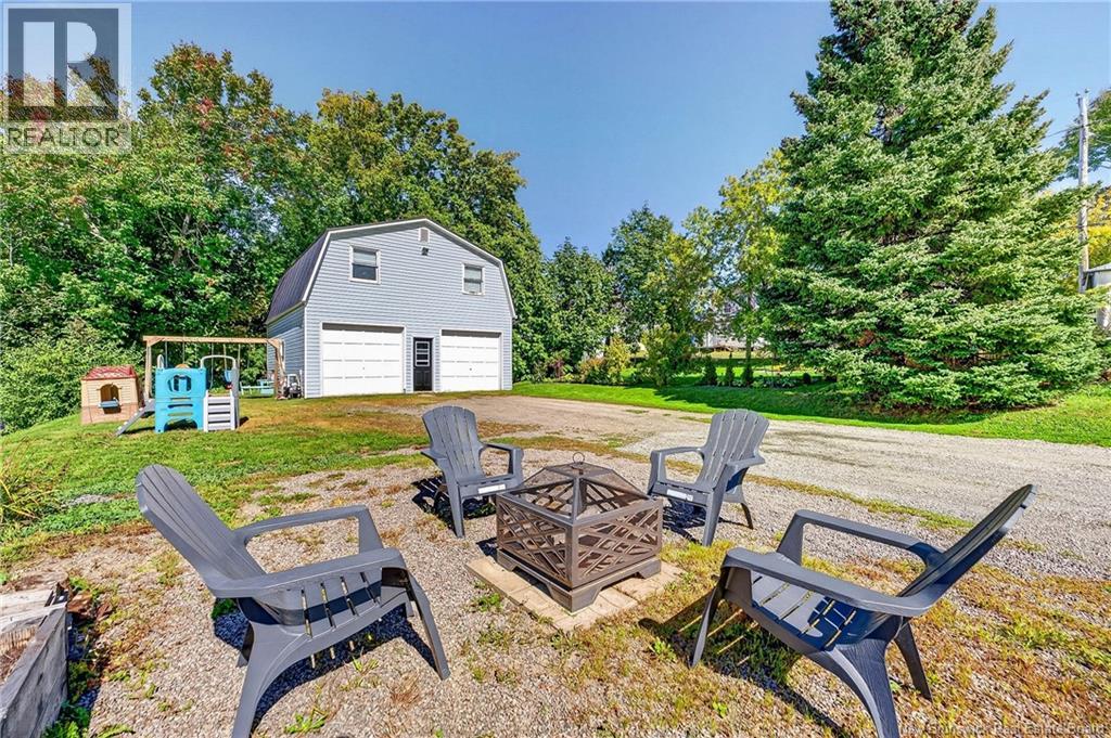6 Armstrong Street Property Photo 39