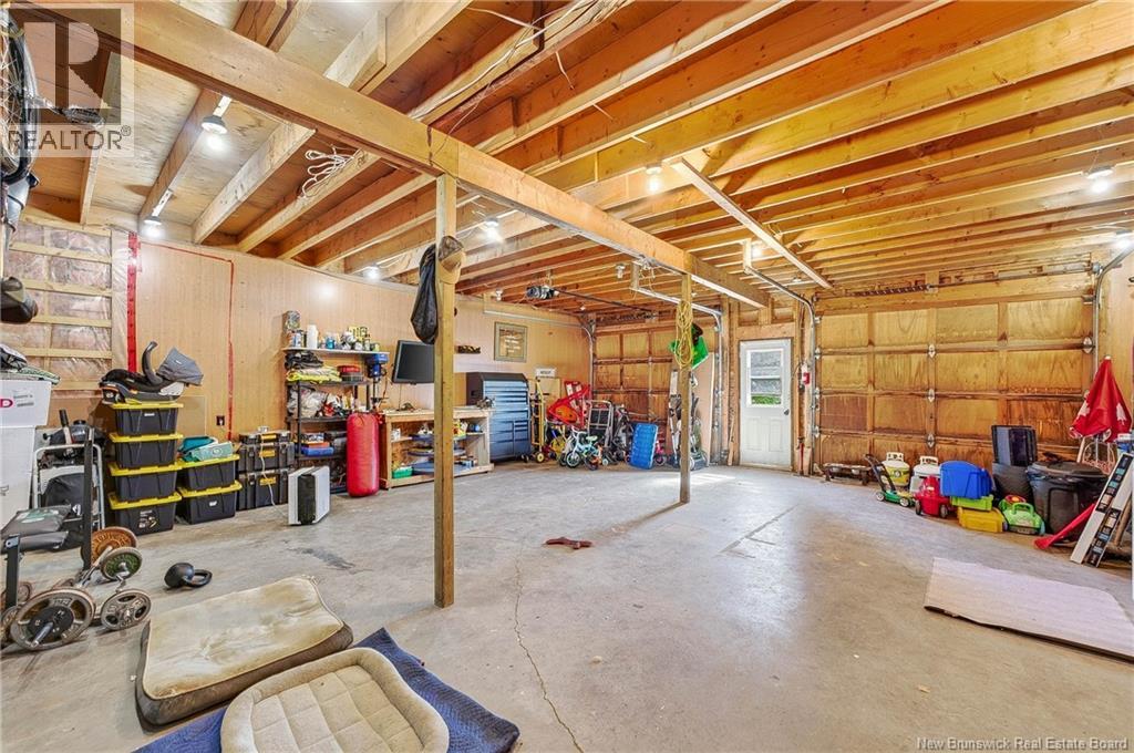 6 Armstrong Street Property Photo 40