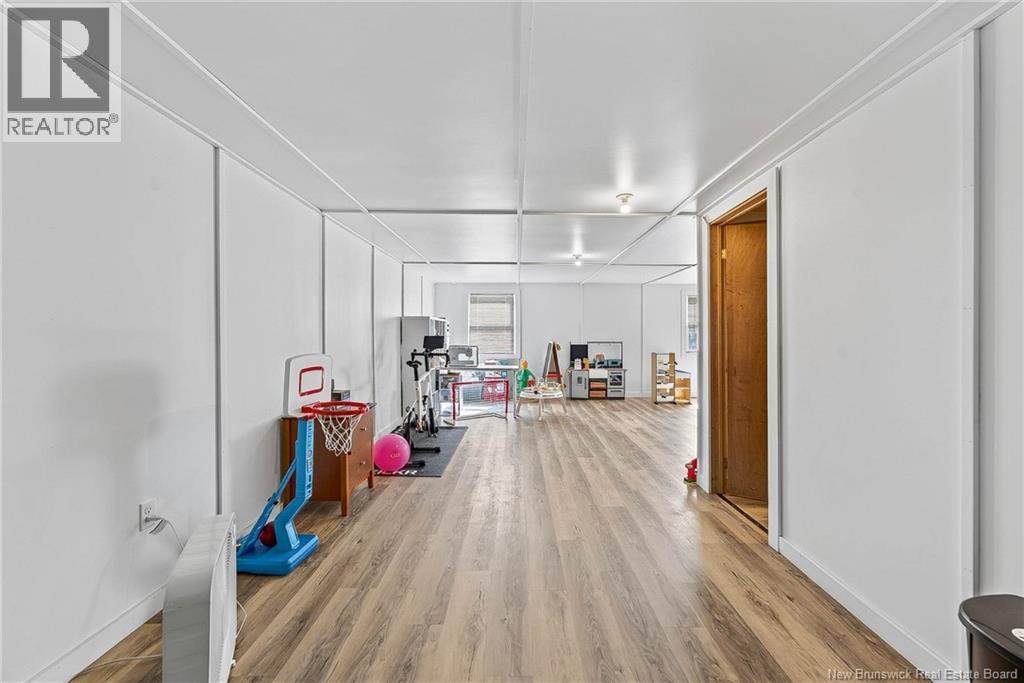 6 Armstrong Street Property Photo 43