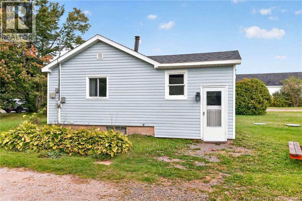 14 Salisbury Back Road Property Photo 2