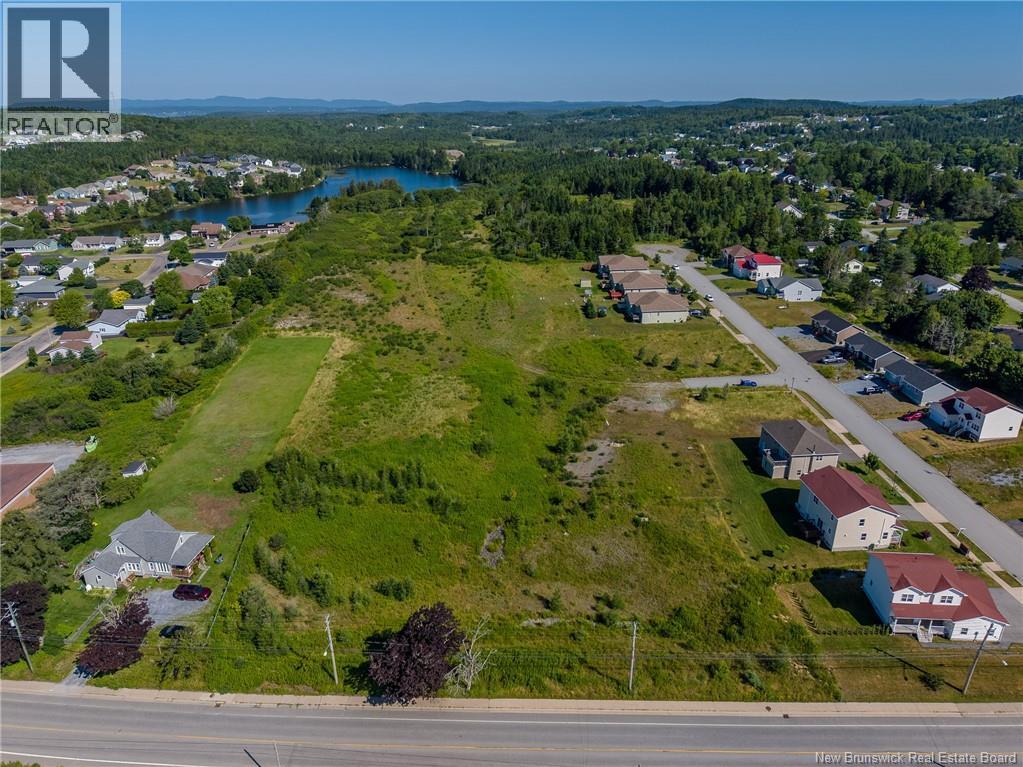 Mosaic Drive Property Photo 6