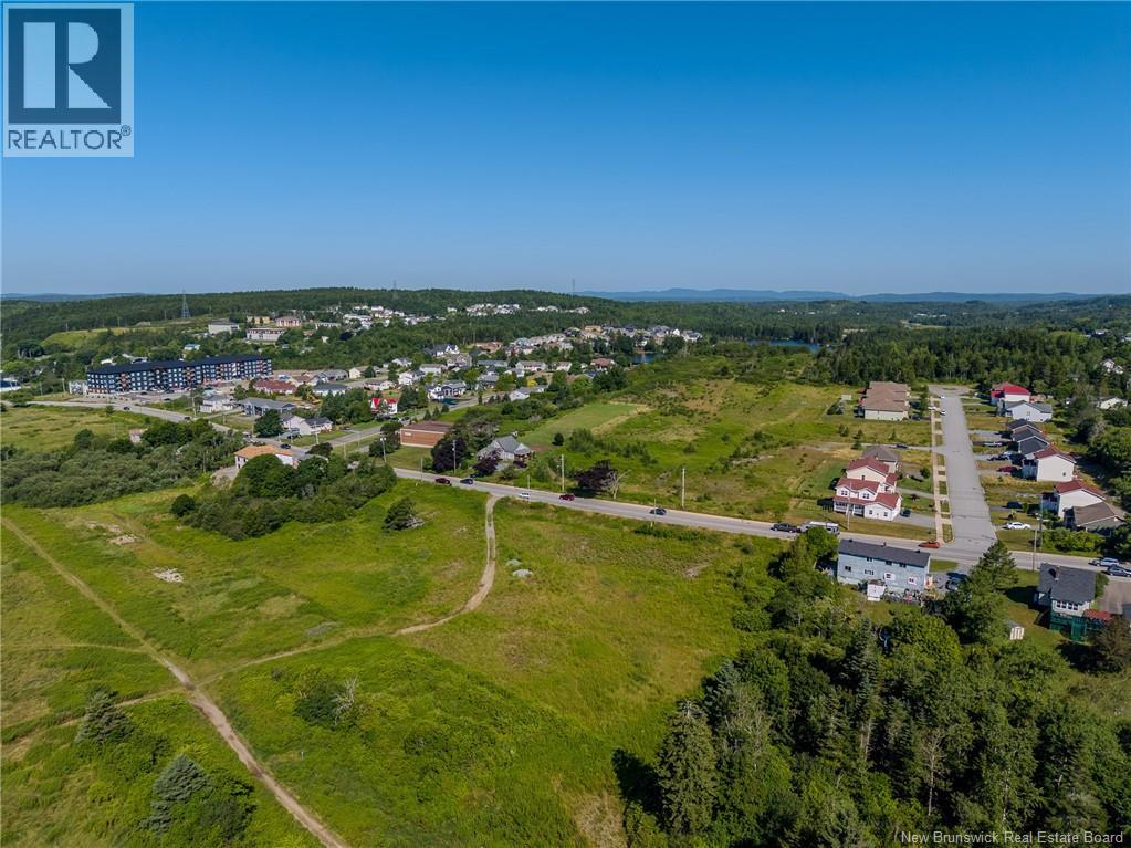 Mosaic Drive Property Photo 35