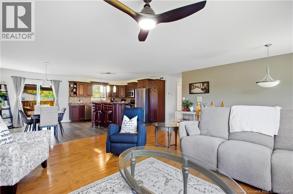 14 Hallihan Drive Property Photo 11