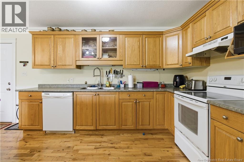 185 Reynolds Street Unit# 14 Property Photo 10