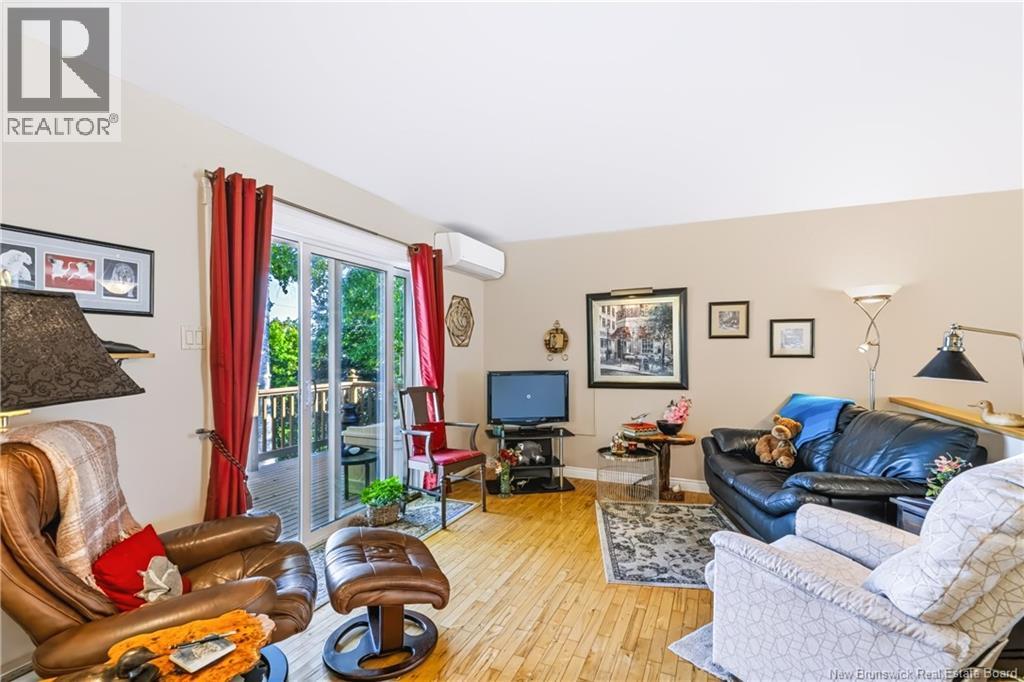 234 Talisman Crescent Property Photo 16