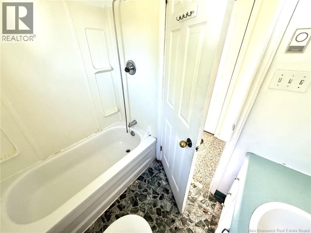 985 Rue Louis G. Daigle Property Photo 12