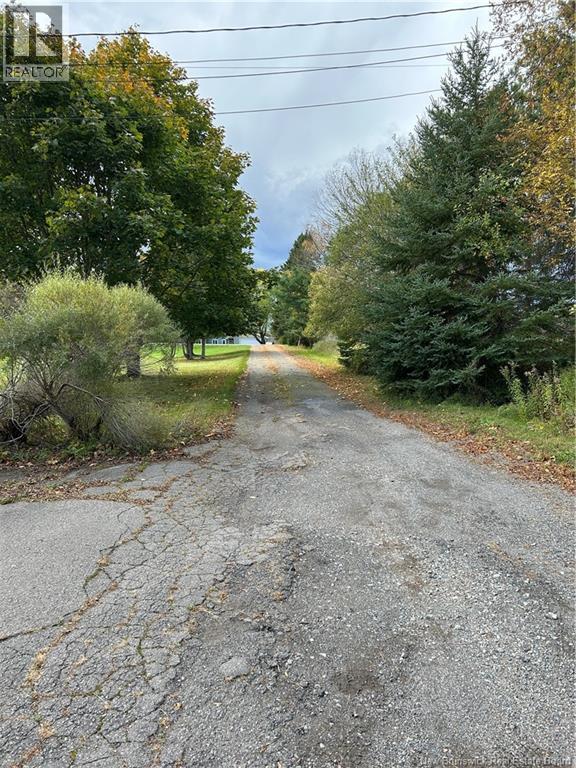 148 Neck Road Property Photo 4
