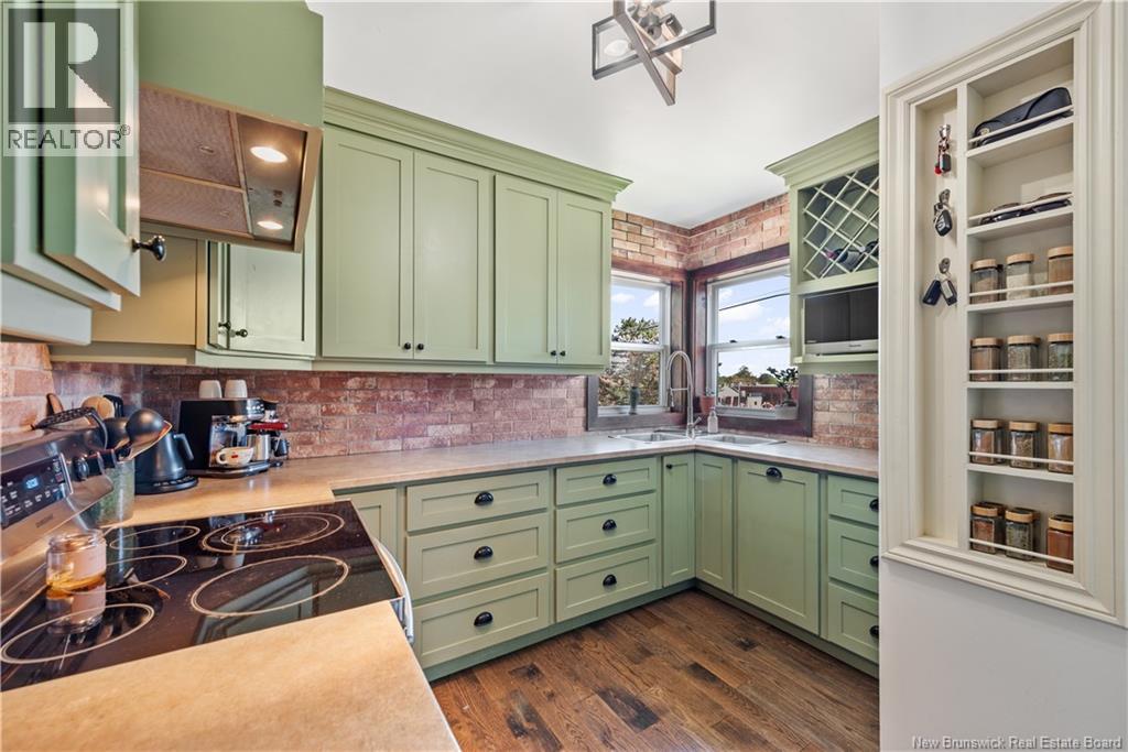 401 Montgomery Avenue Property Photo 4