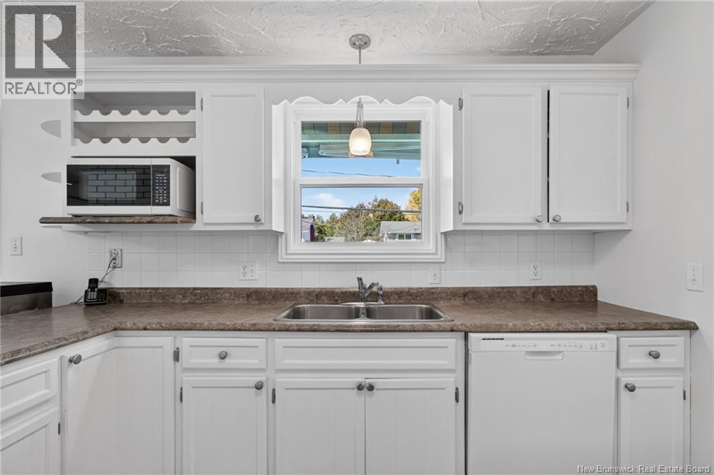 356 Beaumont Property Photo 18
