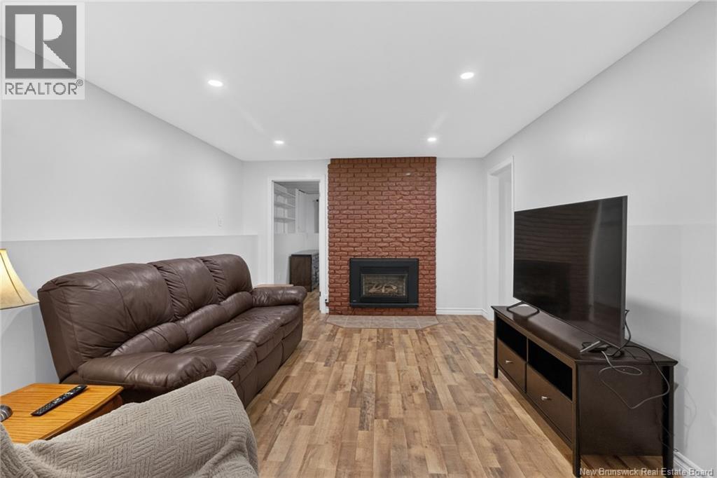 356 Beaumont Property Photo 29