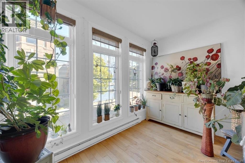152 Duke Street Property Photo 6