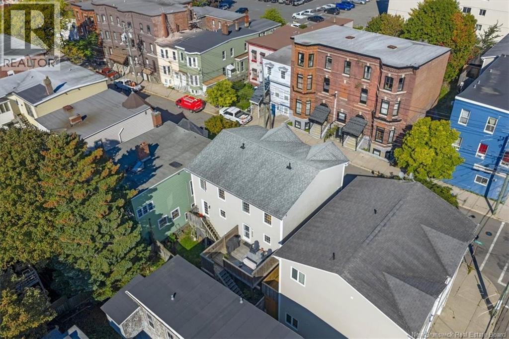 152 Duke Street Property Photo 23