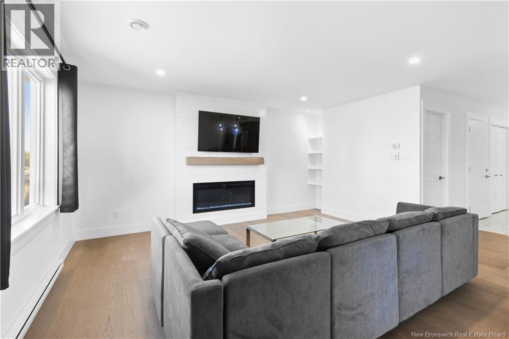 136 Runneymeade Road Property Photo 15