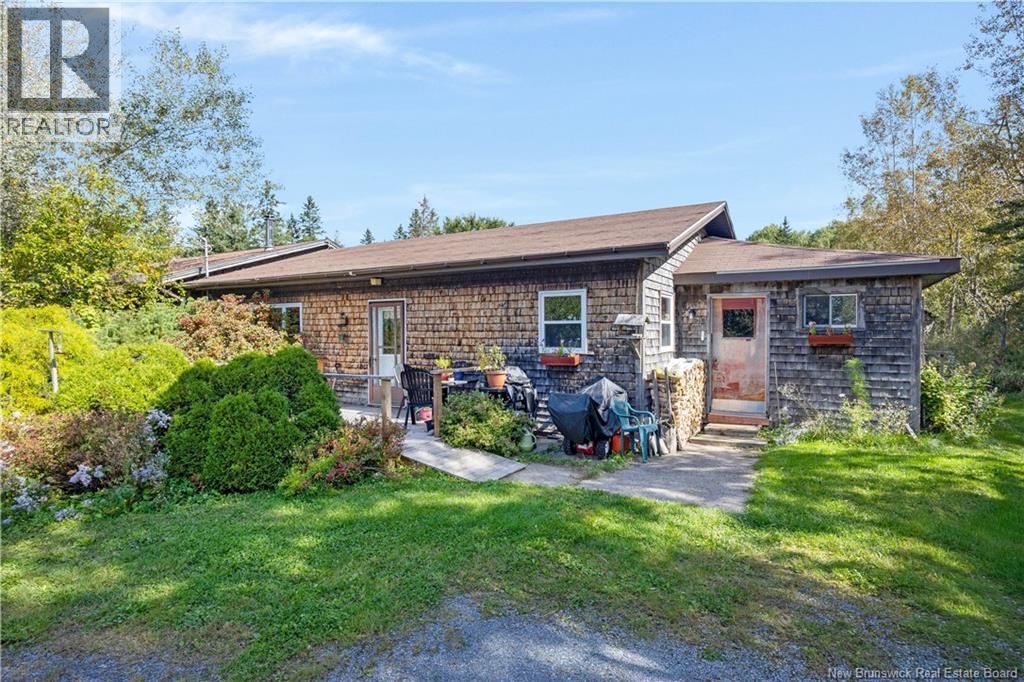 72 River Road