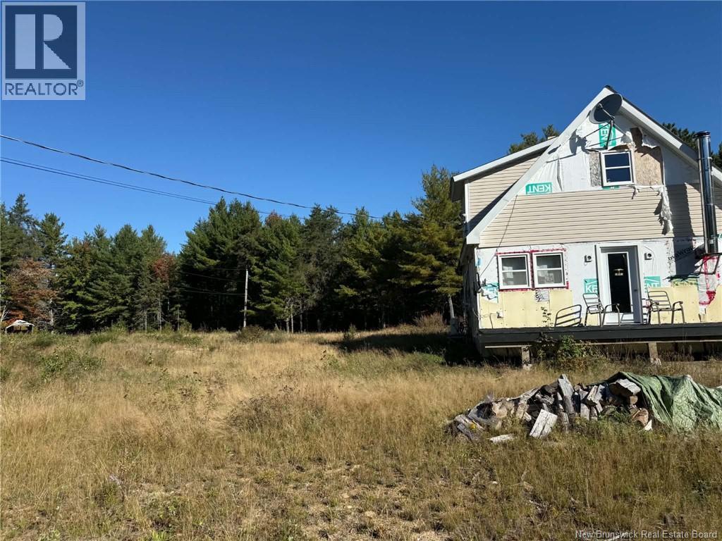 886 Cains River Road Property Photo 2
