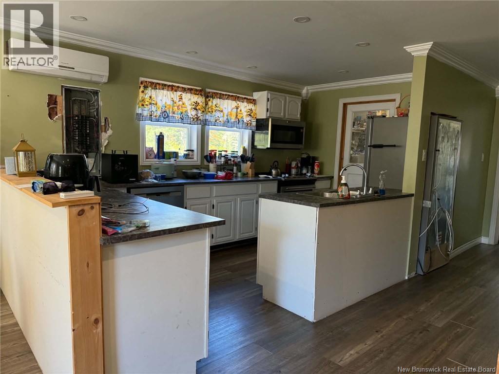886 Cains River Road Property Photo 7