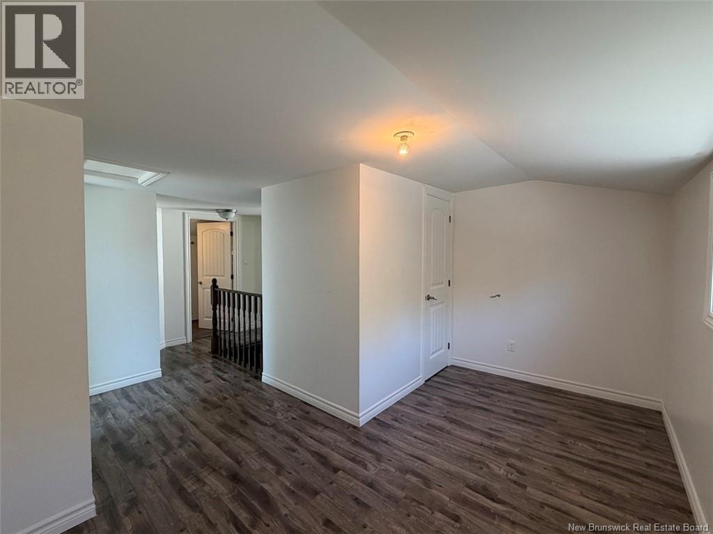 12 Fort Avenue Property Photo 18