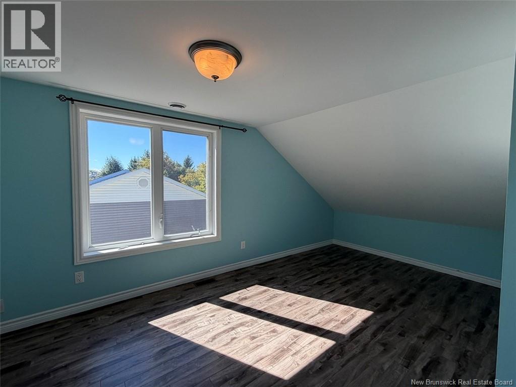 12 Fort Avenue Property Photo 20