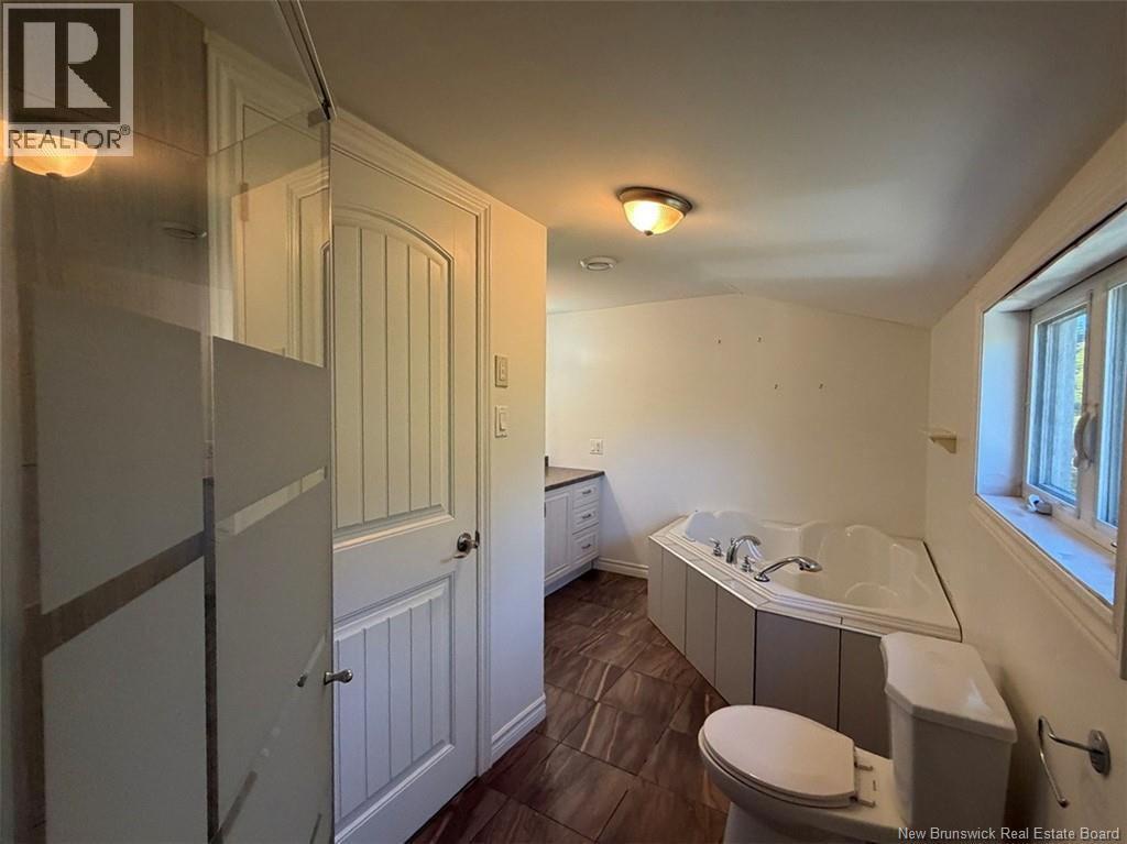 12 Fort Avenue Property Photo 23