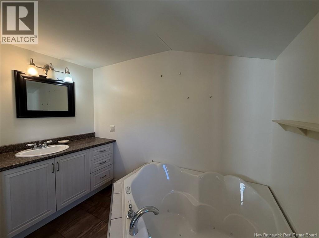 12 Fort Avenue Property Photo 24