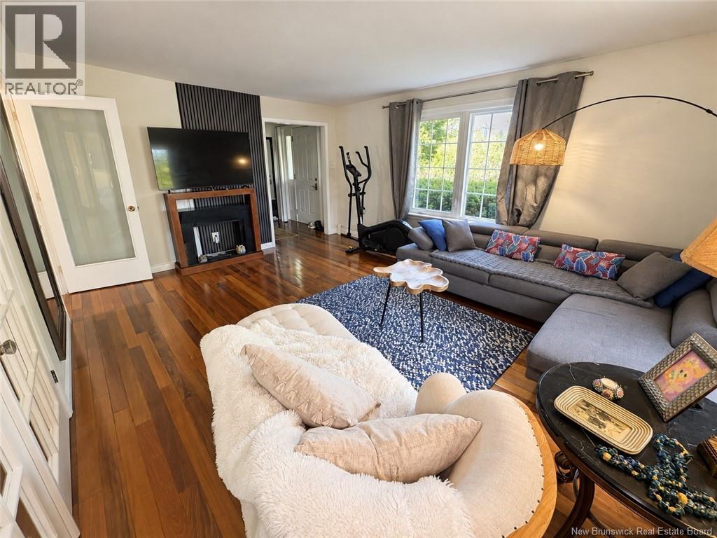 330 Westmount Boulevard Property Photo 5