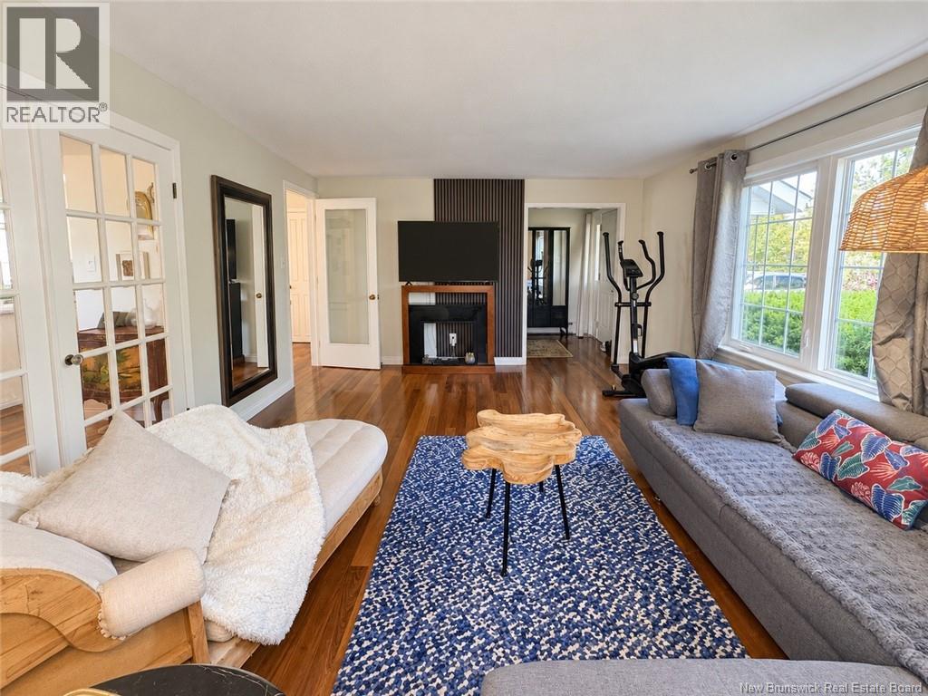 330 Westmount Boulevard Property Photo 6