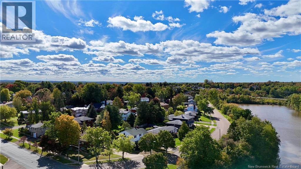 330 Westmount Boulevard Property Photo 43