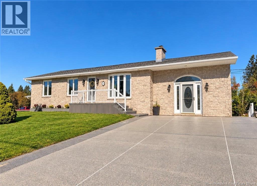 21 Frederic Property Photo 1