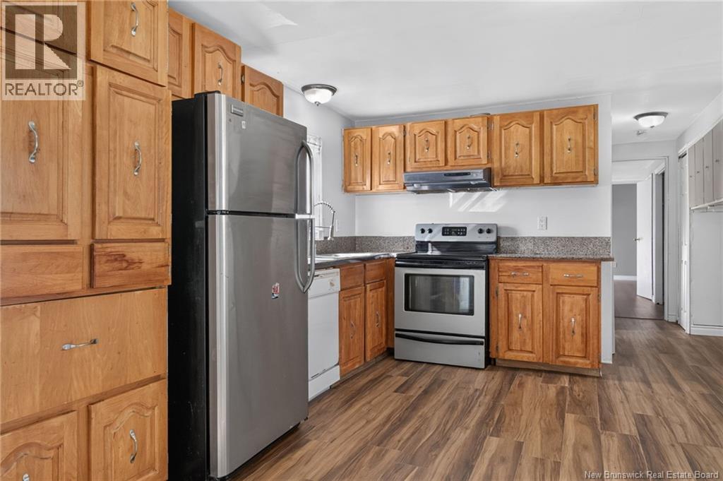 60 Midway Property Photo 8
