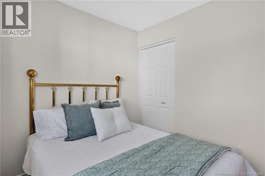 22 Ashburn Avenue Property Photo 32