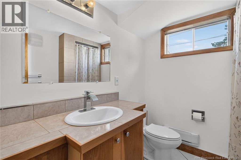 22 Ashburn Avenue Property Photo 45