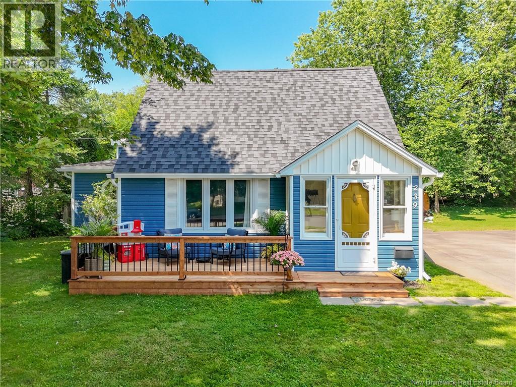 239 Medley Street
