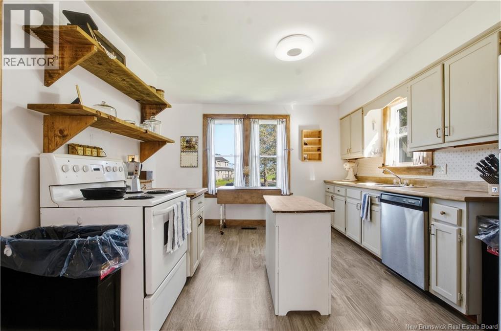 17 Apartment Road Property Photo 9