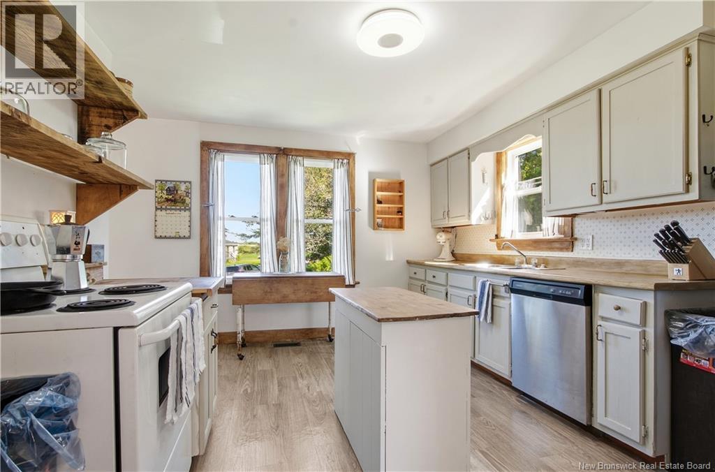 17 Apartment Road Property Photo 10