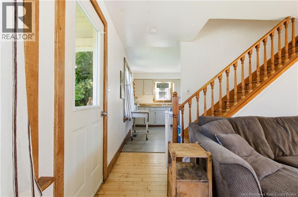 17 Apartment Road Property Photo 13