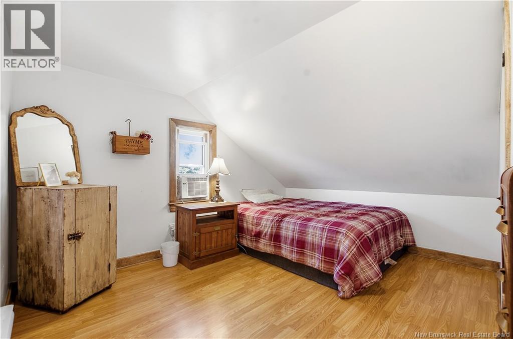 17 Apartment Road Property Photo 25