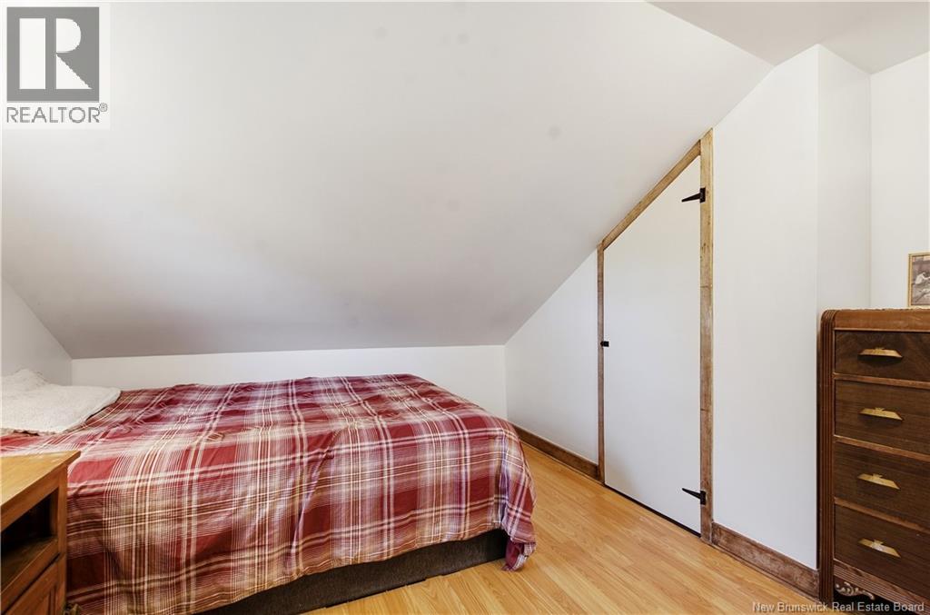 17 Apartment Road Property Photo 27