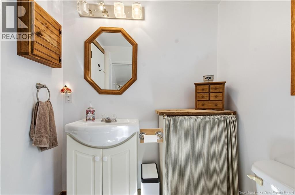 17 Apartment Road Property Photo 31