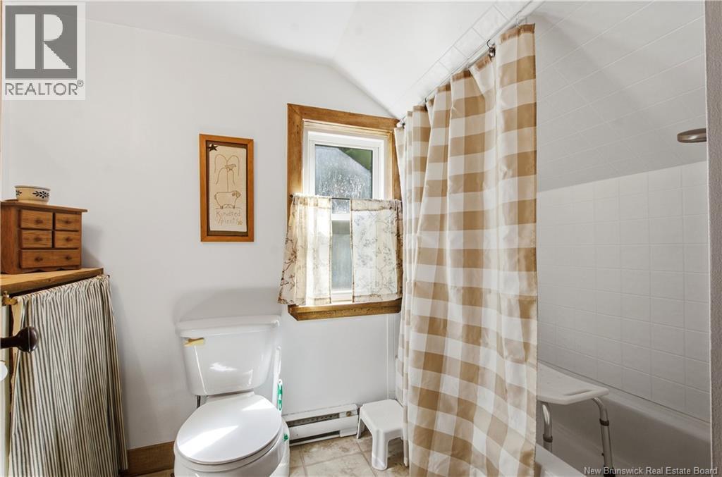 17 Apartment Road Property Photo 32