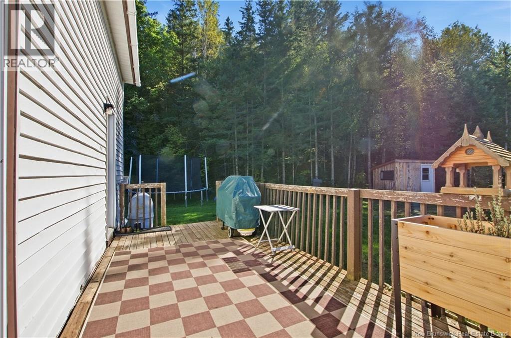 17 Apartment Road Property Photo 34