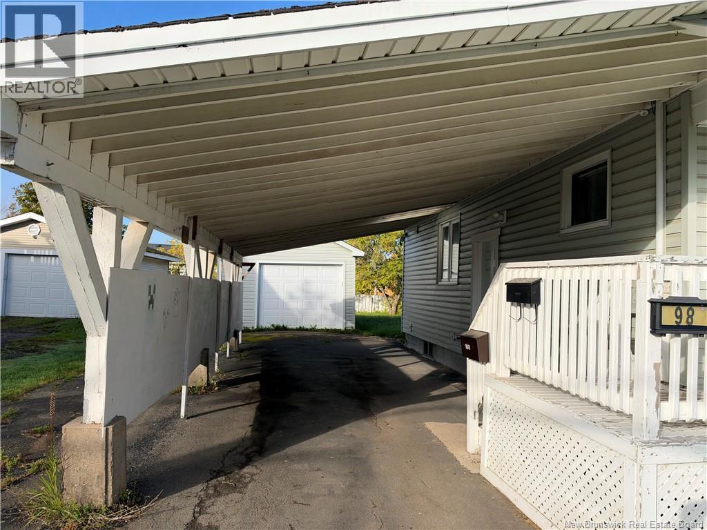 98 Lefurgey Property Photo 3