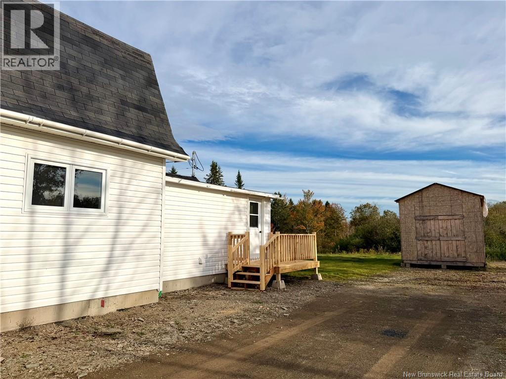 411 Chemin Tremblay Property Photo 3