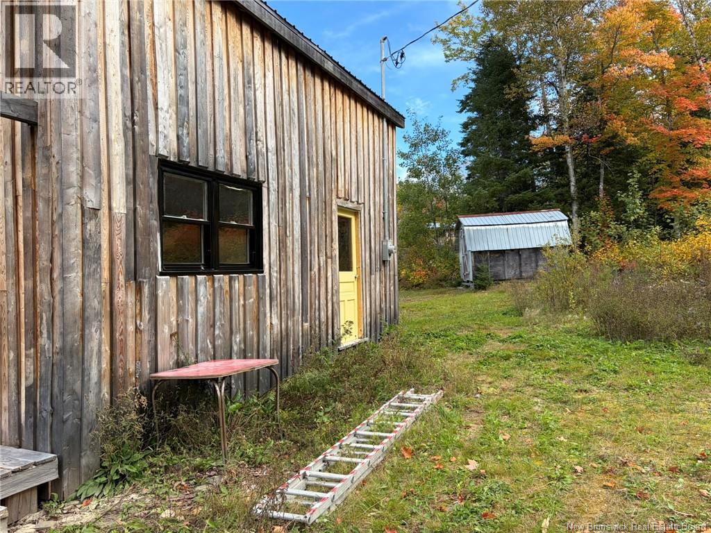 343 Hilltop Road Property Photo 3